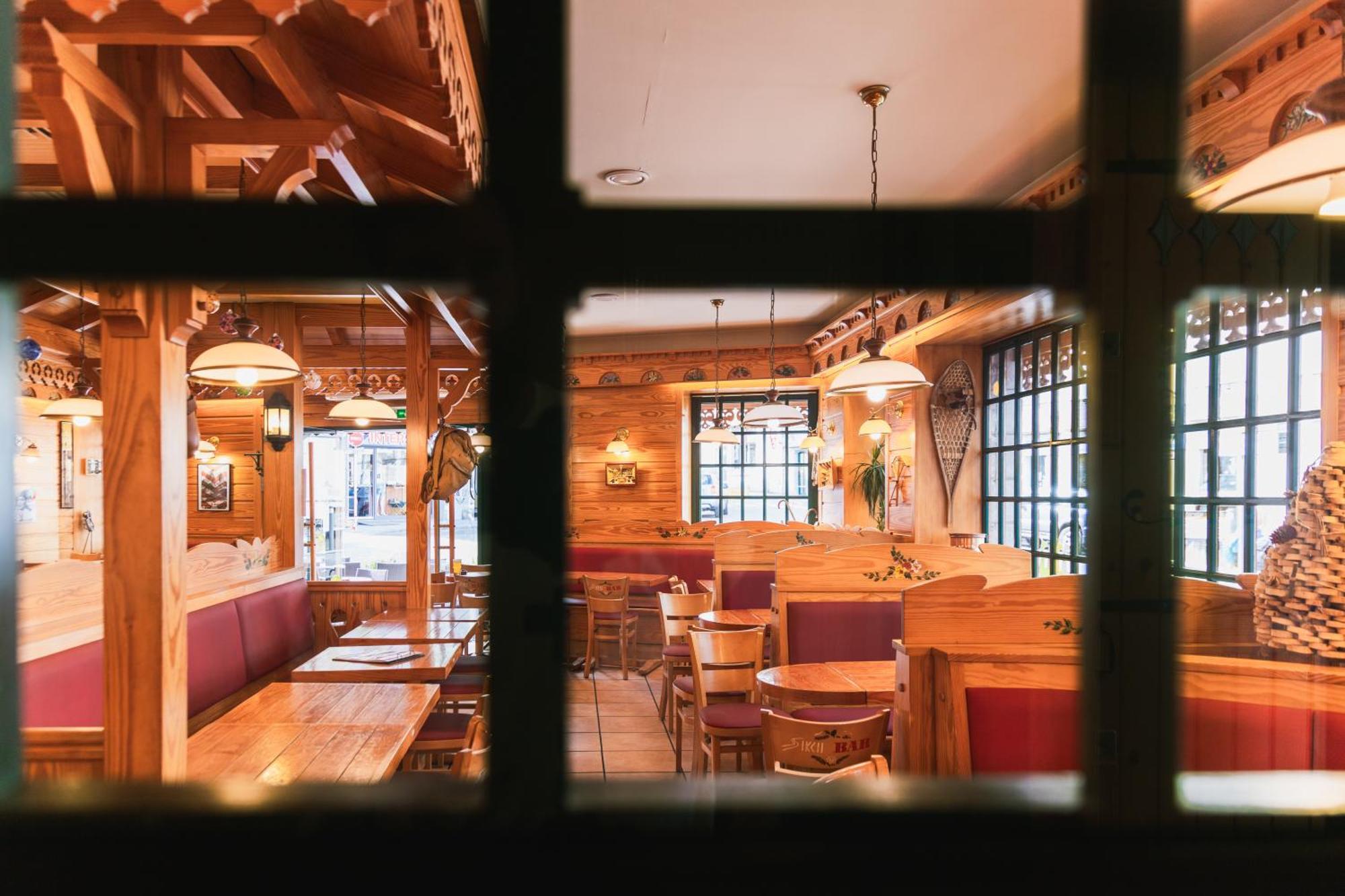 Hotel Le Bois Joli โกเตอเรต์ ภายนอก รูปภาพ